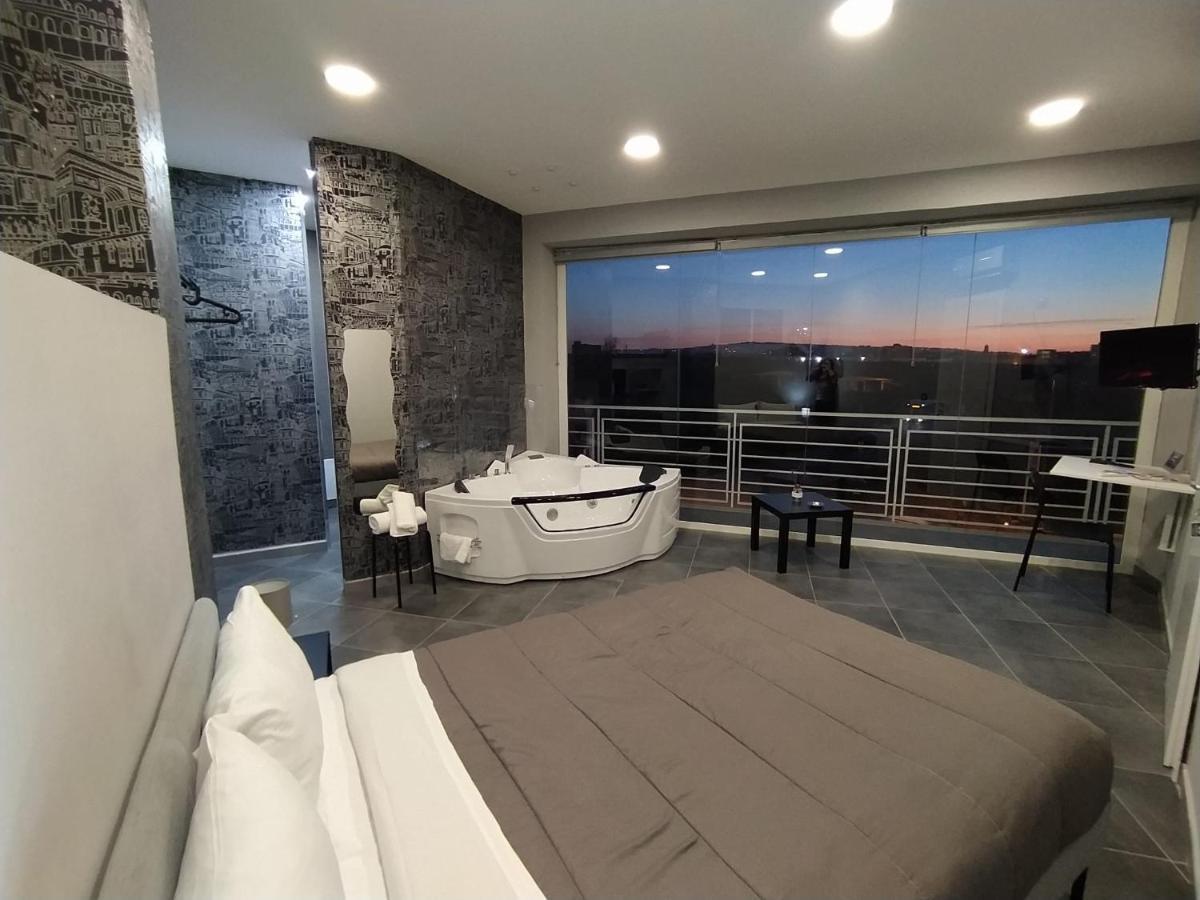 Living Bed And Breakfast 卡索里亚 外观 照片