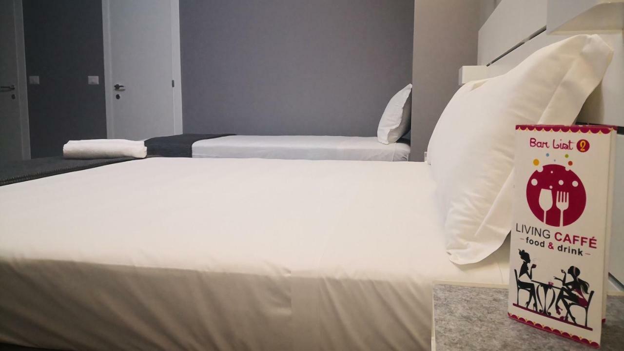 Living Bed And Breakfast 卡索里亚 外观 照片