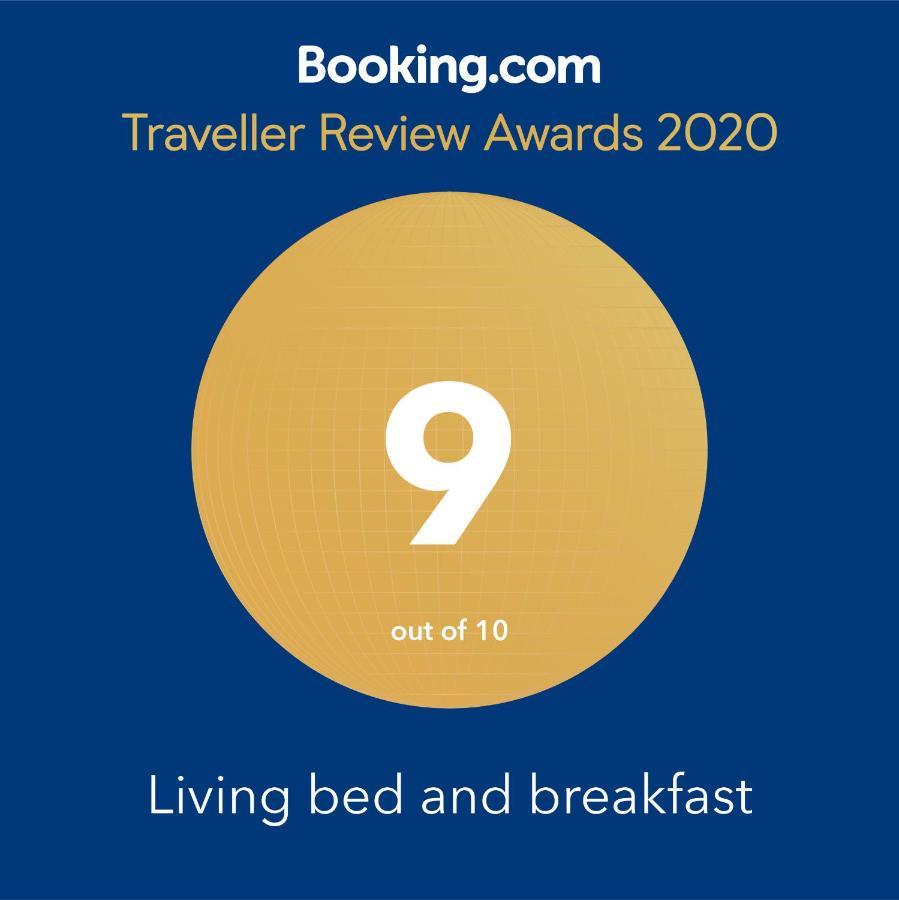 Living Bed And Breakfast 卡索里亚 外观 照片